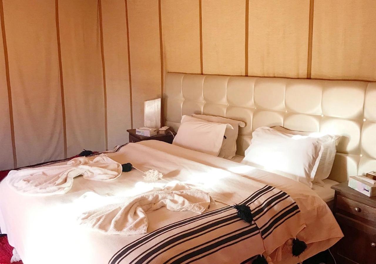 Amazing Luxury Camp Hotel Merzuga Kültér fotó